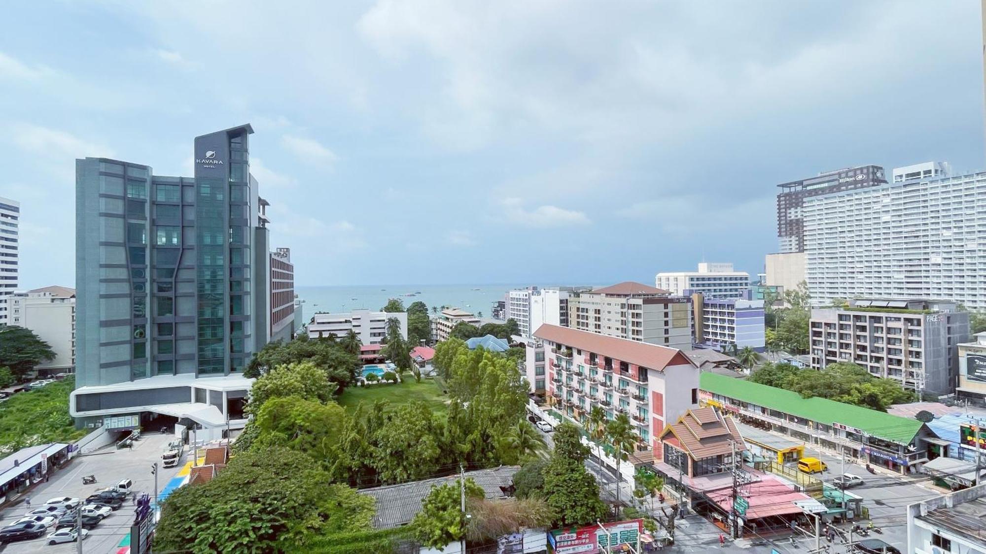 Edge Central # Utrip Pattaya Exterior photo